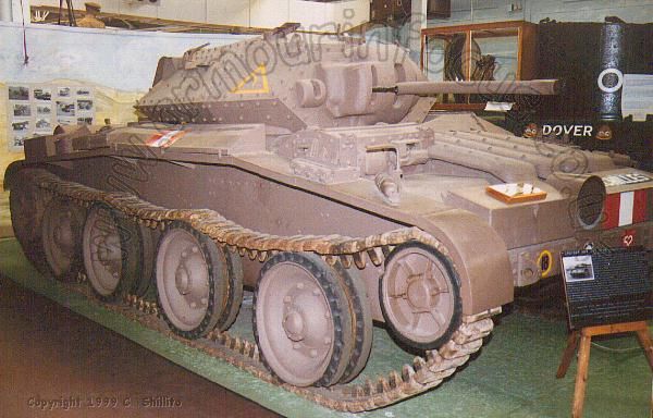 Cruiser MkV A13 MkII Covenanter: Front left 3/4