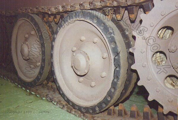 Cruiser MkV A13 MkII Covenanter: Roadwheel