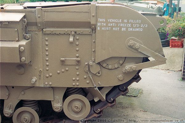 Infantry Tank MkIV A22 Churchill - Side rear